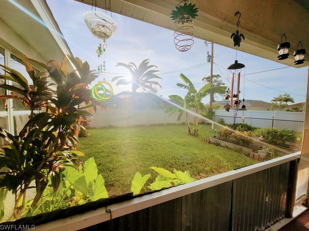 1625 3rd St, Cape Coral FL  33990-5307 exterior