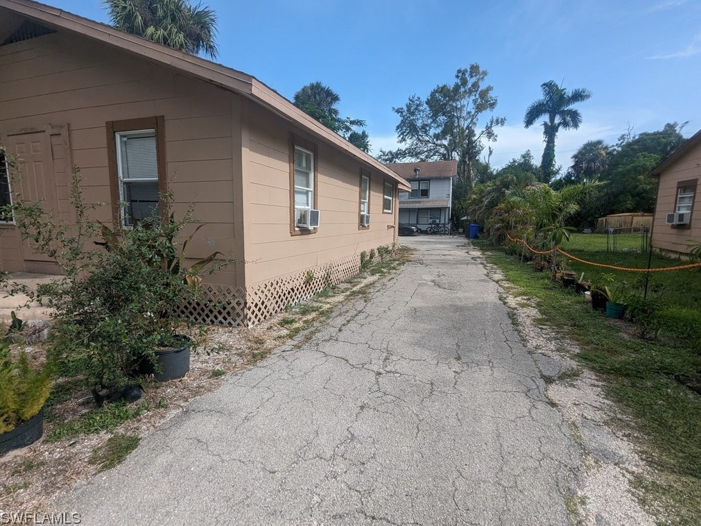 2146 Willard St, Fort Myers, FL 33901