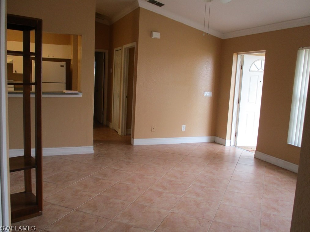 1045 Ne 40th Ter, Cape Coral, FL 33909