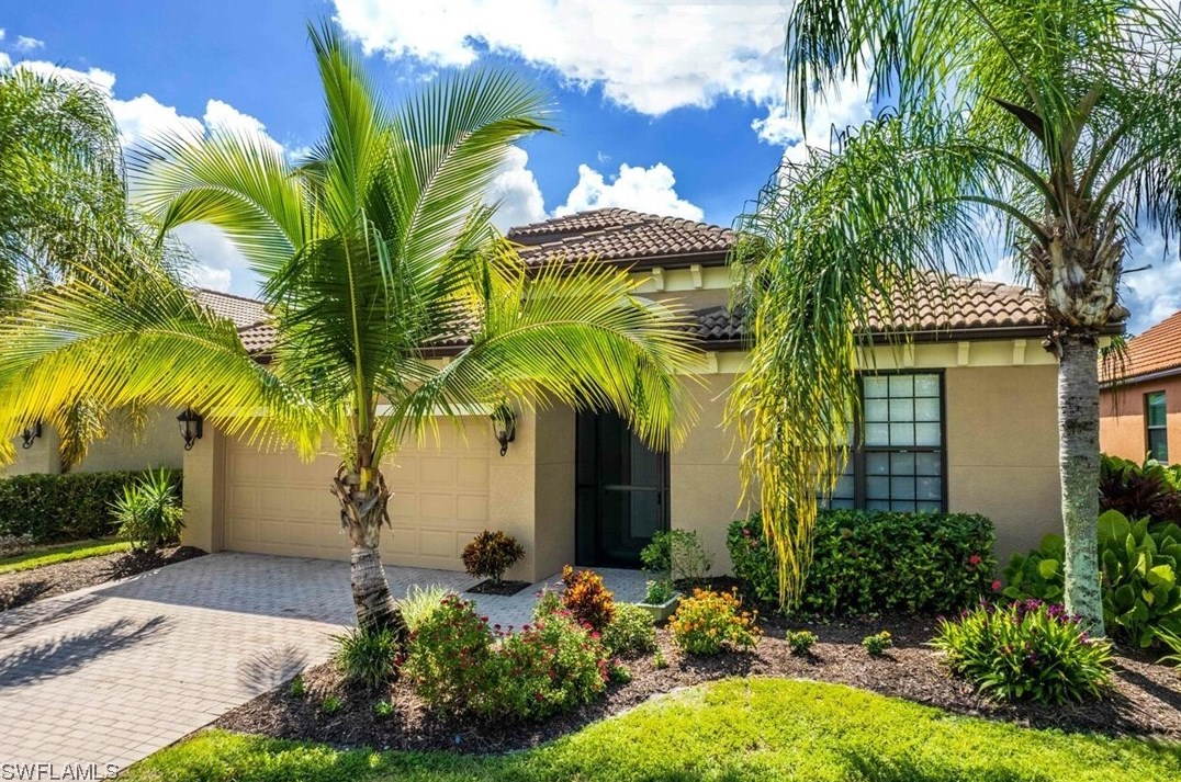 12196 Country Day Cir, Fort Myers, FL 33913-7622