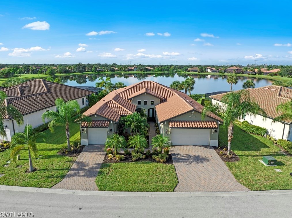 10058 Avalon Lake Cir, Fort Myers, FL 33913-2604