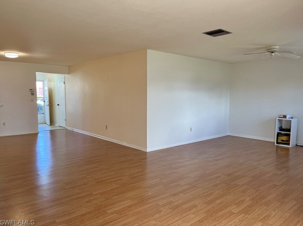 6933 Dog Leg Way, Fort Myers FL  33919-6637 exterior