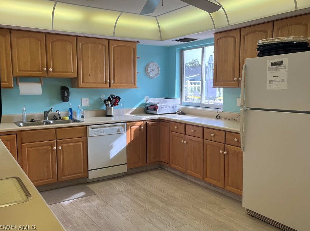 6933 Dog Leg Way, Fort Myers FL  33919-6637 exterior