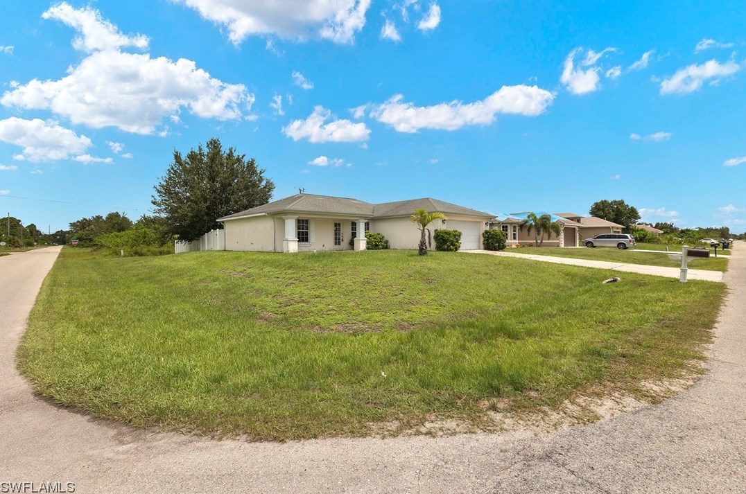 3220 7th St Sw, Lehigh Acres, FL 33976