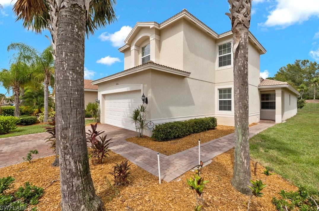 10551 Carolina Willow Dr, Fort Myers, FL 33913-8811