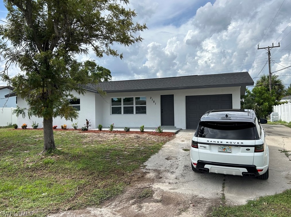2181 Delta St, Fort Myers, FL 33907-3006