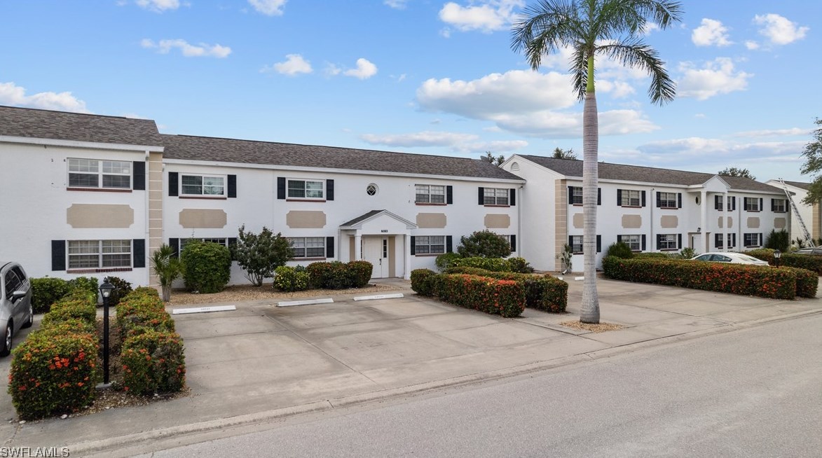 7019 Cedarhurst Dr, Fort Myers, FL 33919-6703
