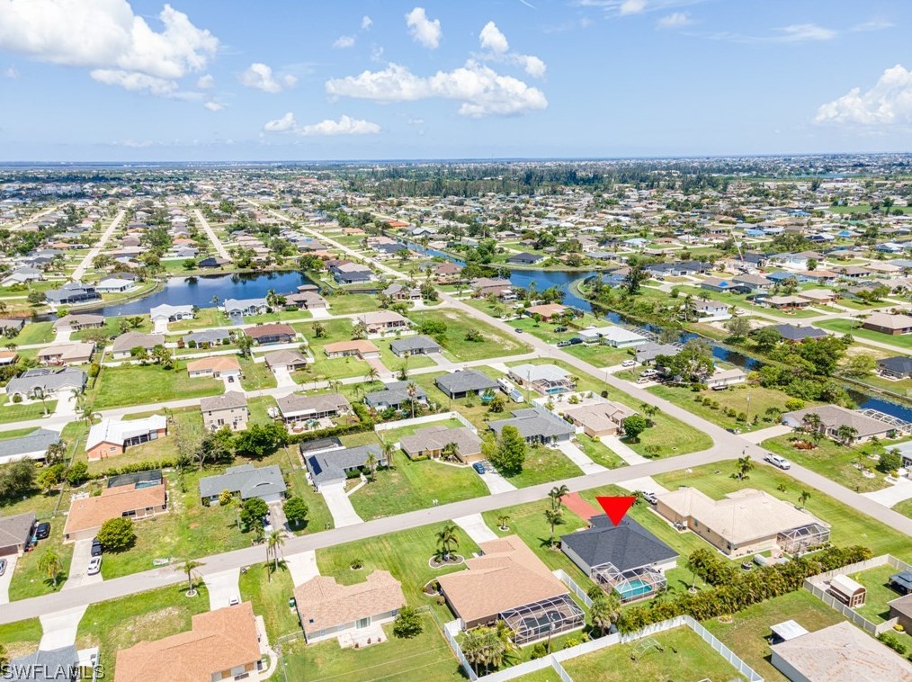 1307 10th Pl, Cape Coral FL  33990-3770 exterior