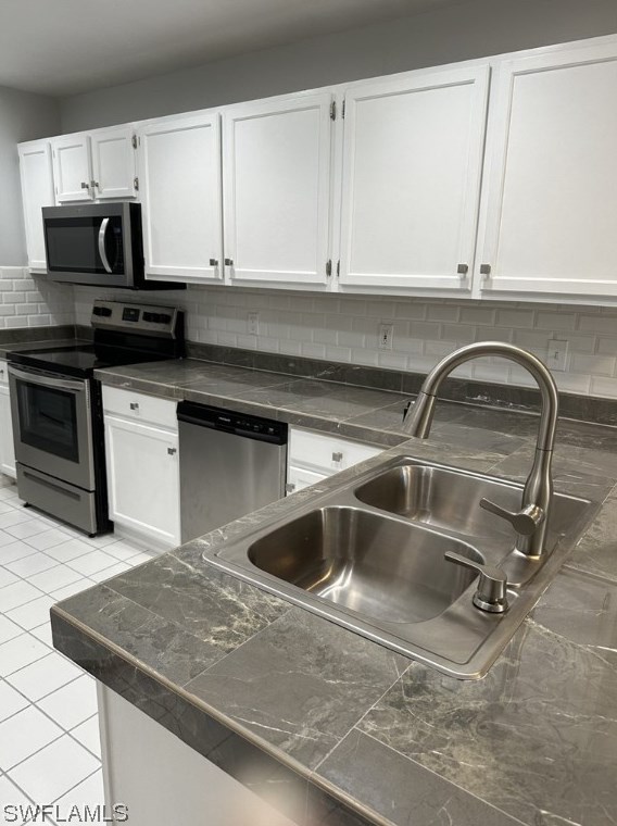 12051 Champions Green Way, Fort Myers, FL 33913-8356