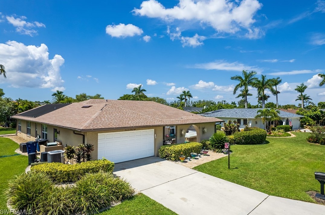 1738 Whiskey Creek Dr, Fort Myers, FL 33919-3439