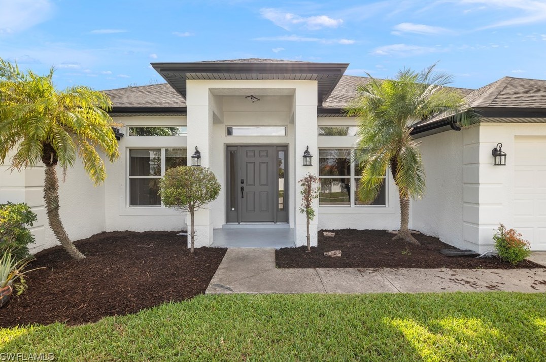 3807 Oasis Blvd, Cape Coral, FL 33914-4912