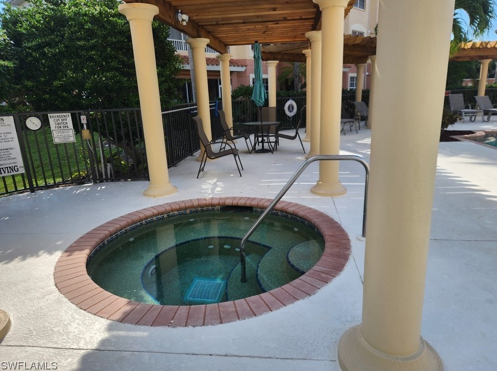 1137 Van Loon Commons Cir, Cape Coral, FL 33909-2683
