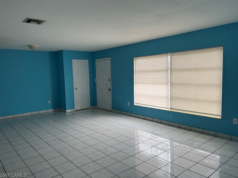 18596 Evergreen Rd, Fort Myers, FL 33967