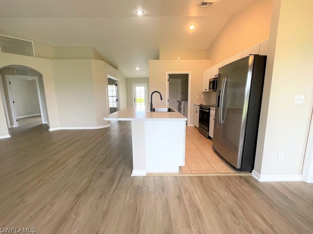 2812 Nelson Rd, Cape Coral, FL 33993-8658