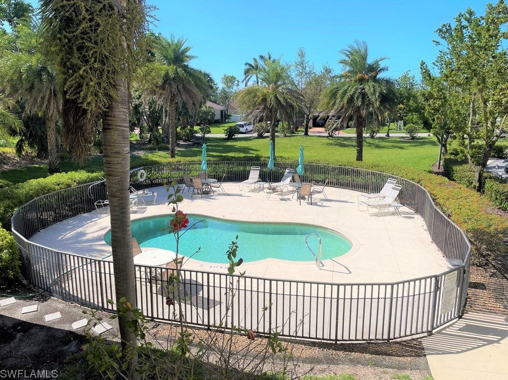 15121 Laguna Dr #105, Fort Myers, FL 33908