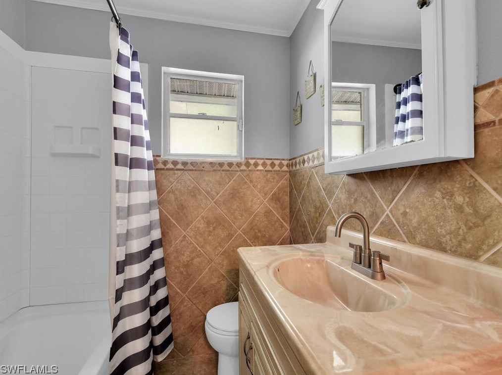 13242 2nd St, Fort Myers FL  33905-2006 exterior