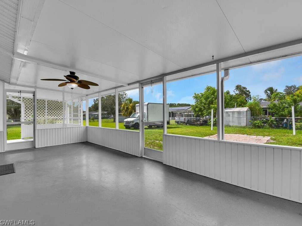 13242 2nd St, Fort Myers, FL 33905-2006