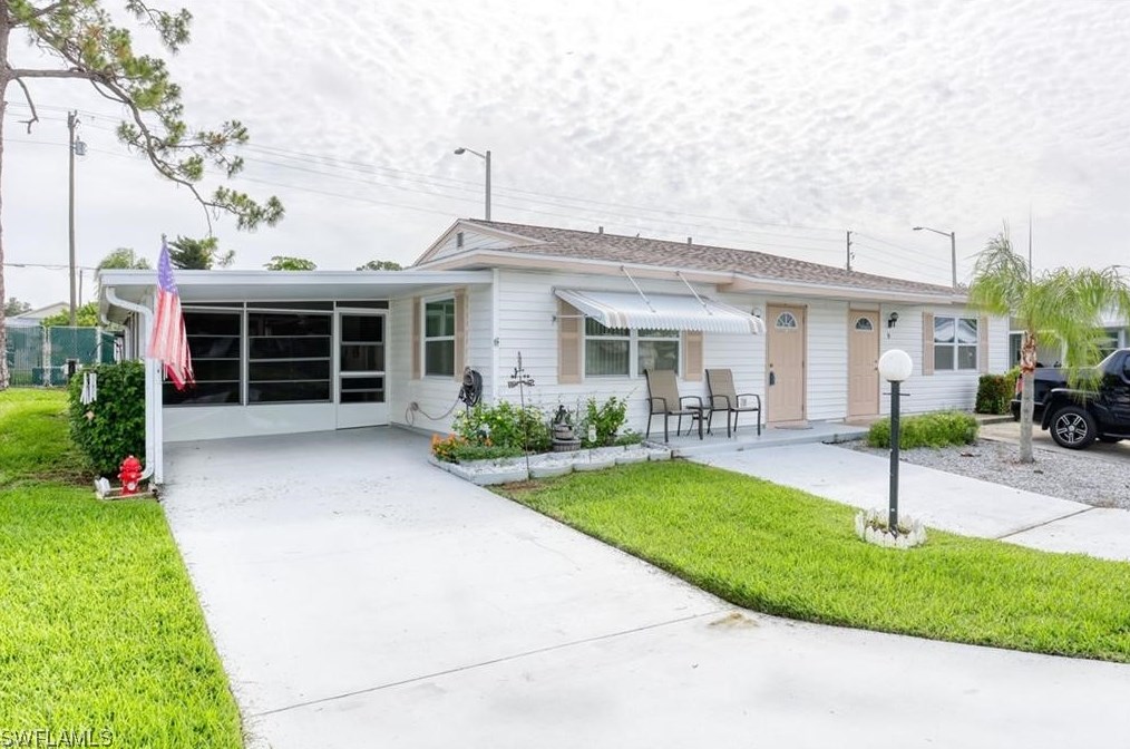 10 Desert Candle Cir, Lehigh Acres, FL 33936