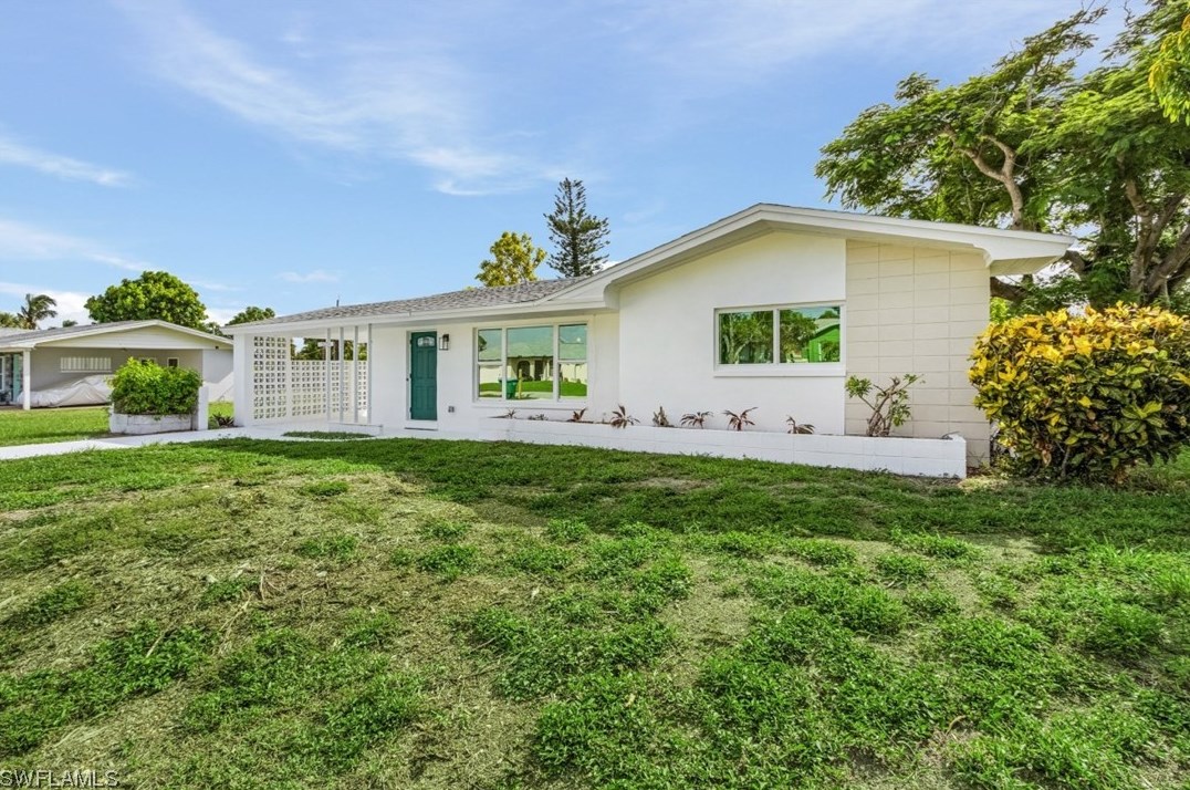 5234 Pocatella Ct, Cape Coral, FL 33904-5853