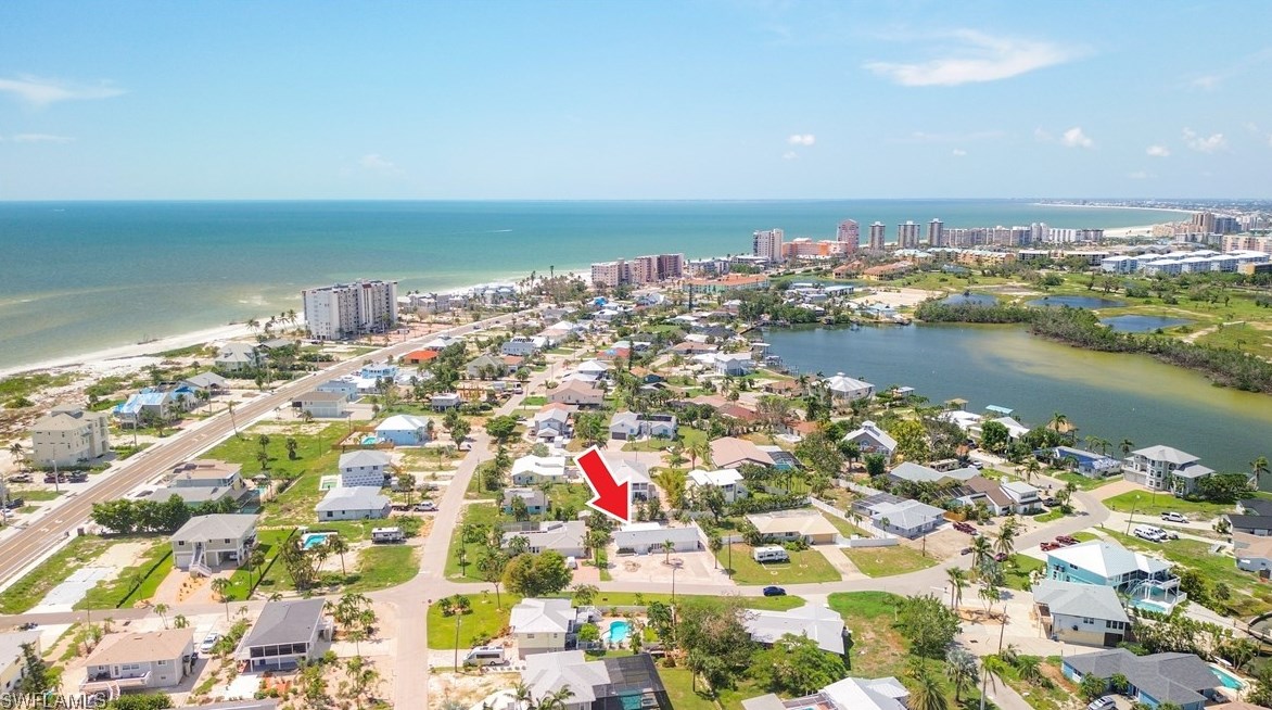 207 Redfish Rd, Fort Myers Beach, FL 33931