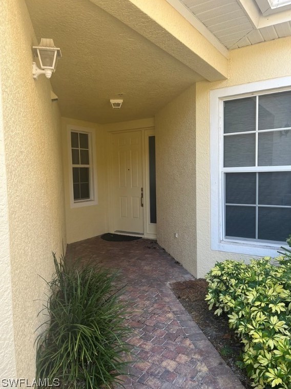 5913 Tarpon Gardens Cir, Cape Coral, FL 33914-8060