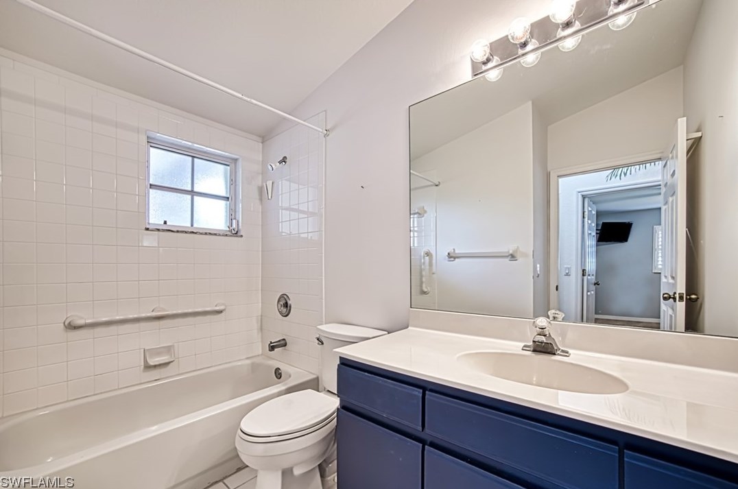 8932 Bracken Way, Fort Myers FL  33908-3635 exterior