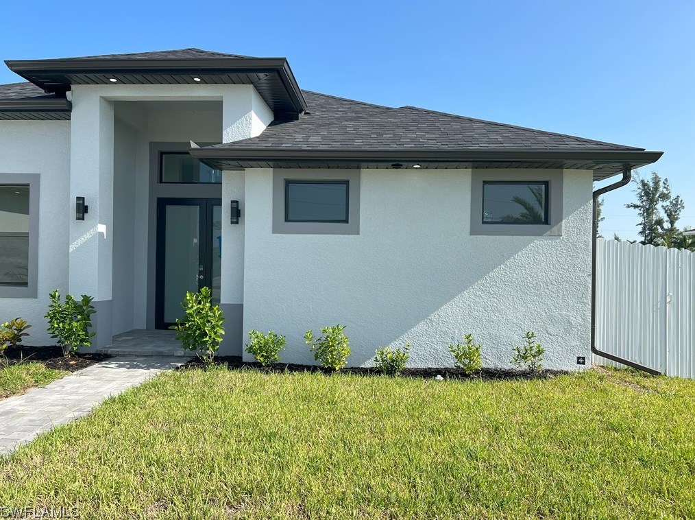 1137 Mohawk Pkwy, Cape Coral, FL 33914-5729