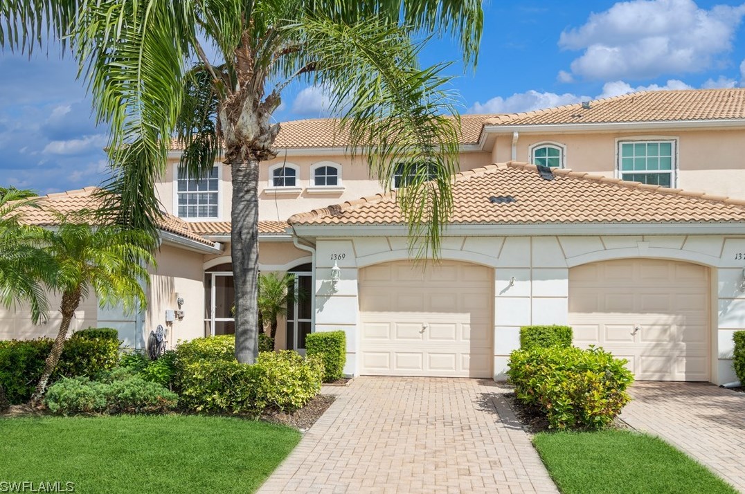 1369 Weeping Willow Ct, Cape Coral, FL 33909-8702