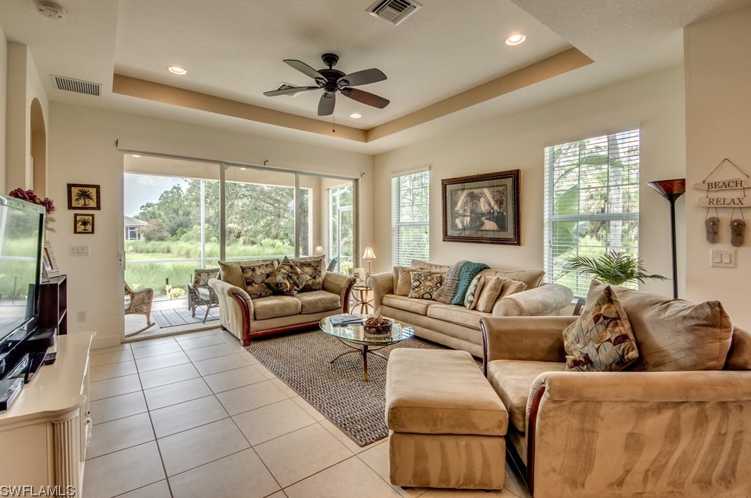 10403 Peso Del Rio Dr, Fort Myers, FL 33908-2028