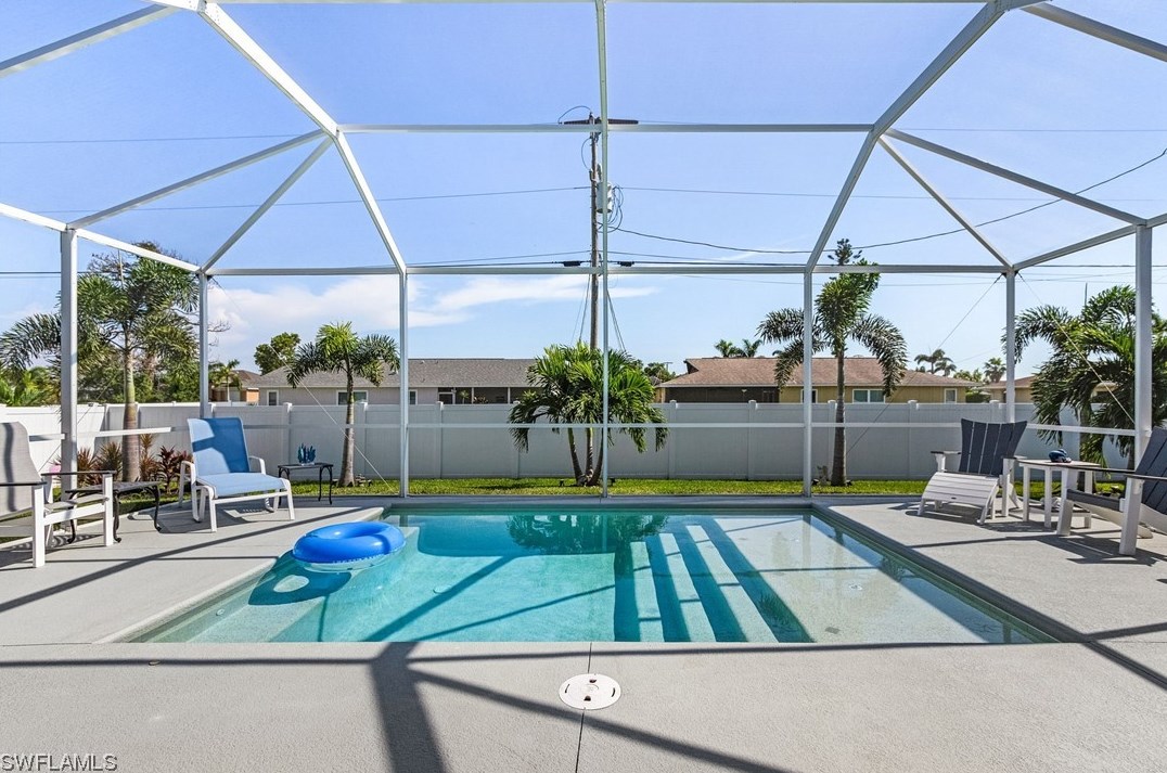 1818 39th Ter, Cape Coral, FL 33914-3625