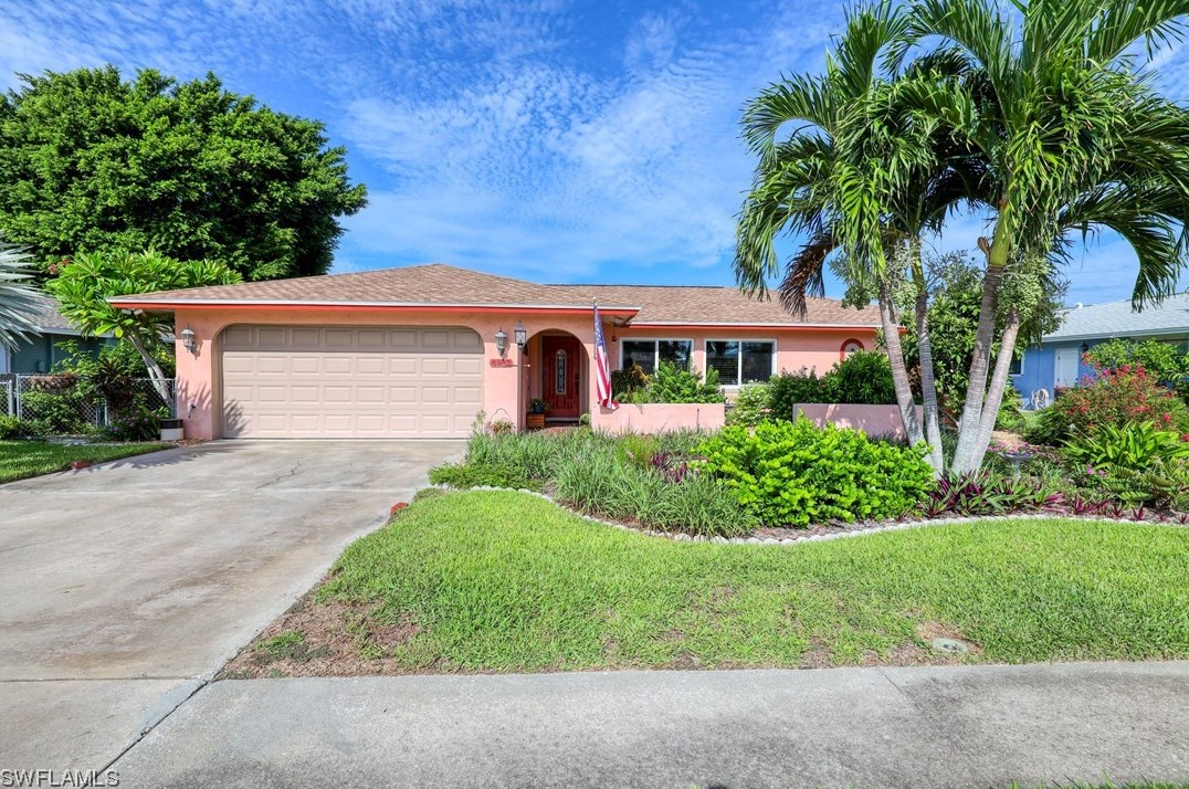 6987 Pickadilly Ct, Fort Myers, FL 33919-6942