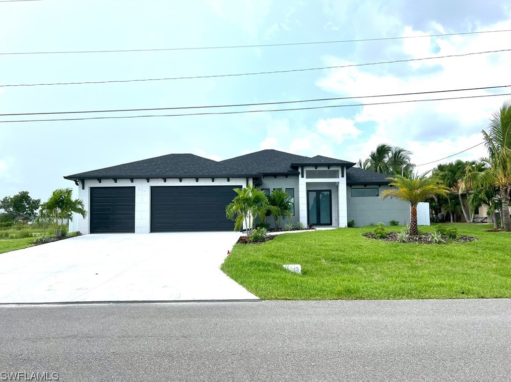 666 Ne 5th Pl, Cape Coral, FL 33909