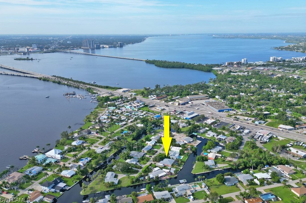 50 Estate Dr, Fort Myers FL  33917-5316 exterior