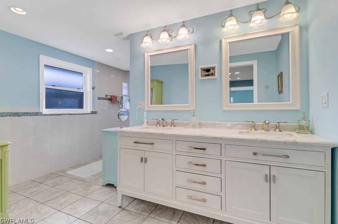 50 Estate Dr, Fort Myers FL  33917-5316 exterior