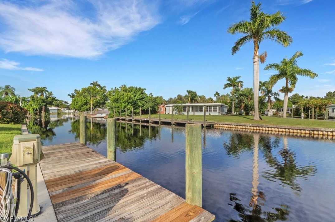 50 Estate Dr, Fort Myers FL  33917-5316 exterior