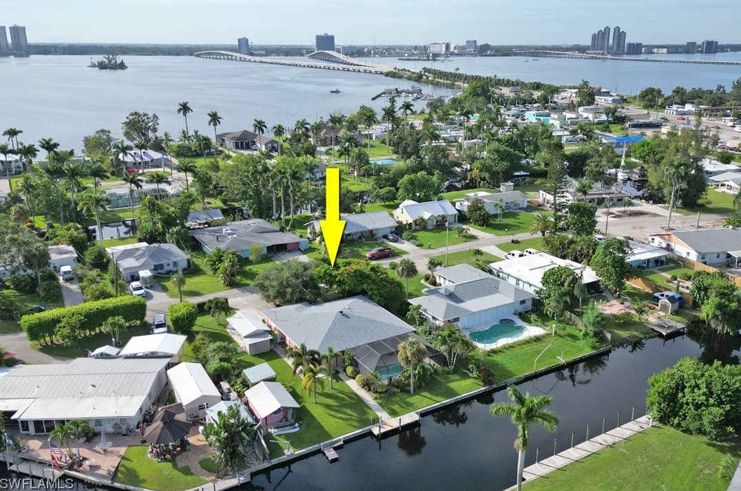 50 Estate Dr, Fort Myers FL  33917-5316 exterior