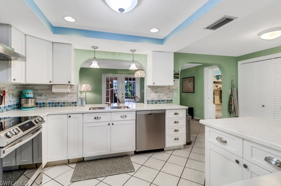 50 Estate Dr, Fort Myers FL  33917-5316 exterior