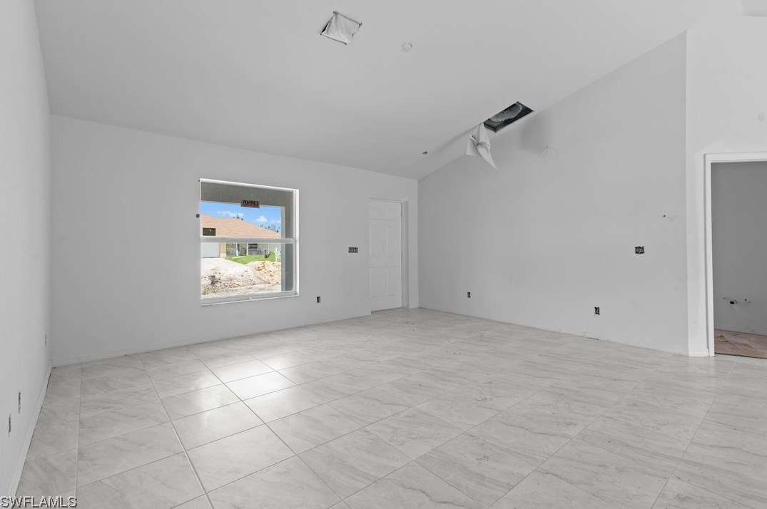 1626 3rd St, Cape Coral, FL 33990-0013