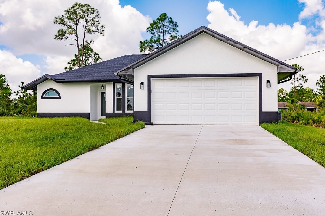 816 Maple Ave N, Lehigh Acres, FL 33972