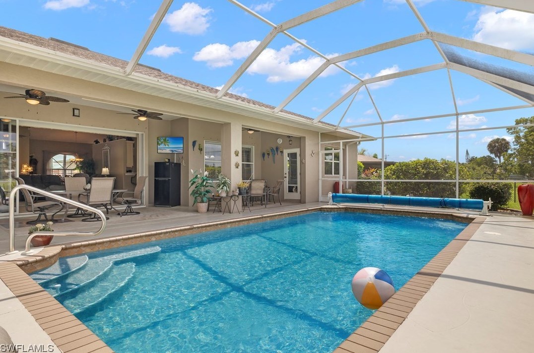 4428 Country Club Blvd, Cape Coral, FL 33904-5243