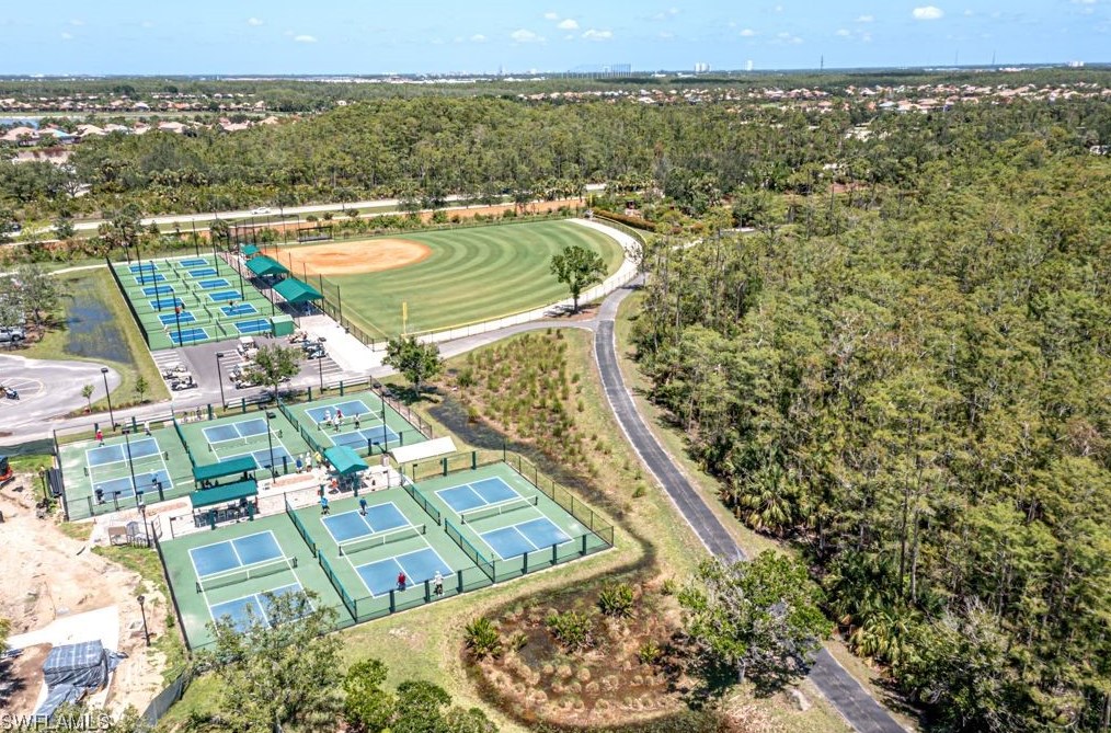 10517 Carena Cir, Fort Myers FL 33913-6819 exterior