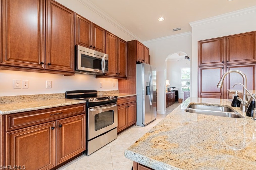 10517 Carena Cir, Fort Myers FL 33913-6819 exterior