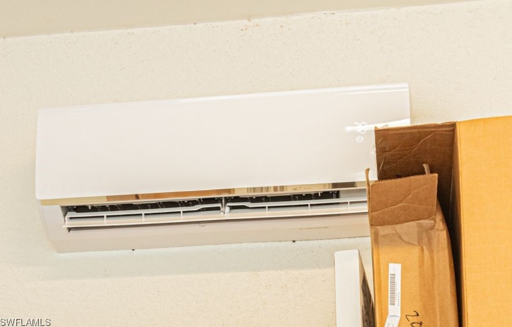 10517 Carena Cir, Fort Myers FL 33913-6819 exterior