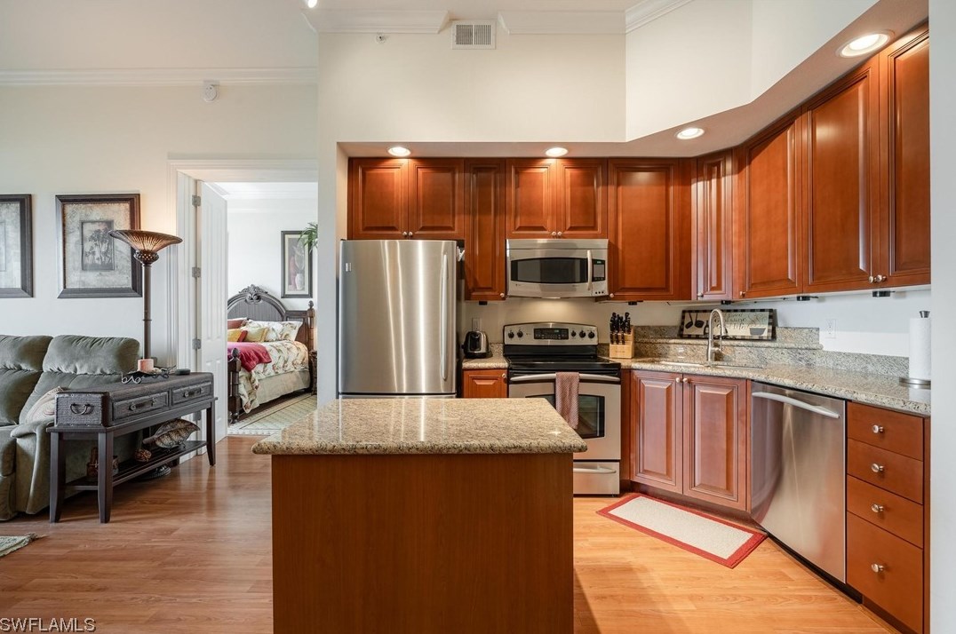 2825 Palm Beach Blvd #703, Fort Myers, FL 33916