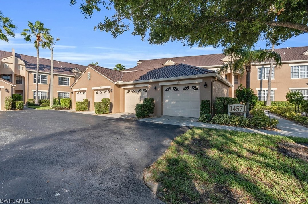 14571 Daffodil Dr, Fort Myers, FL 33919-7434