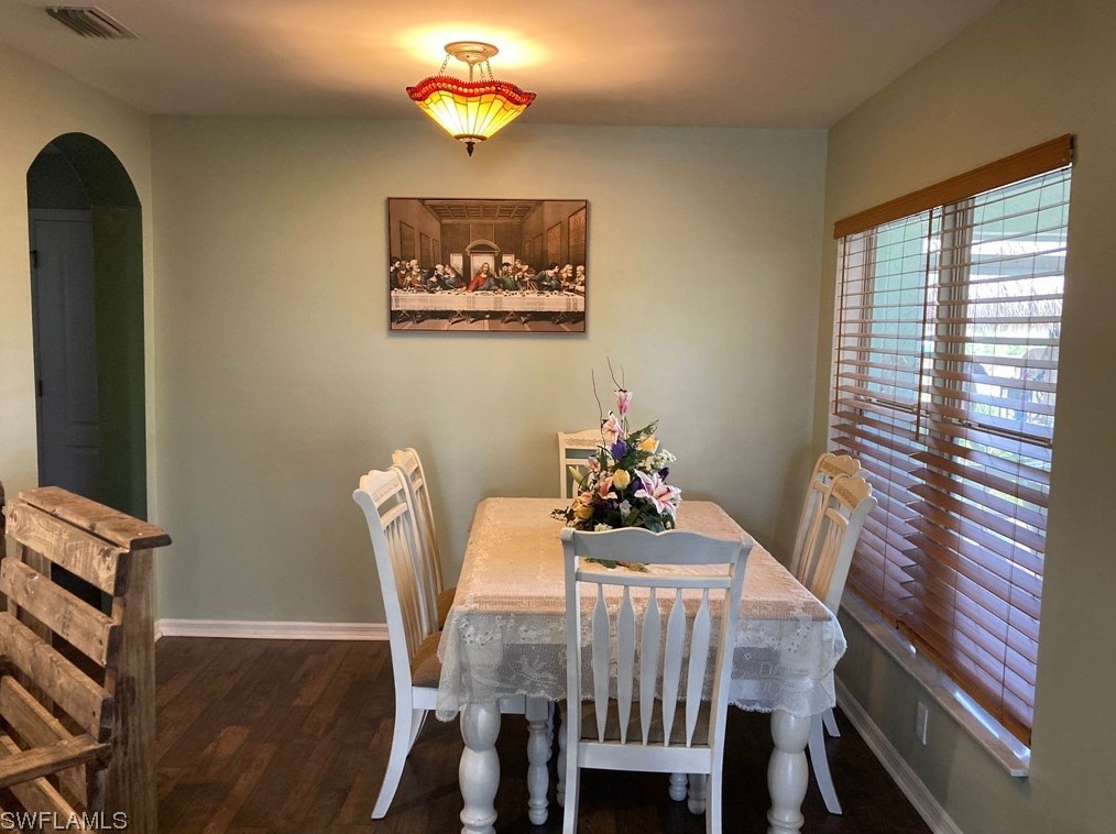 2700 7th Ter, Cape Coral FL  33993-6435 exterior