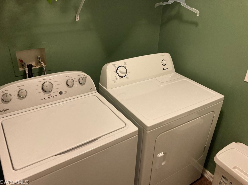 2700 7th Ter, Cape Coral FL  33993-6435 exterior