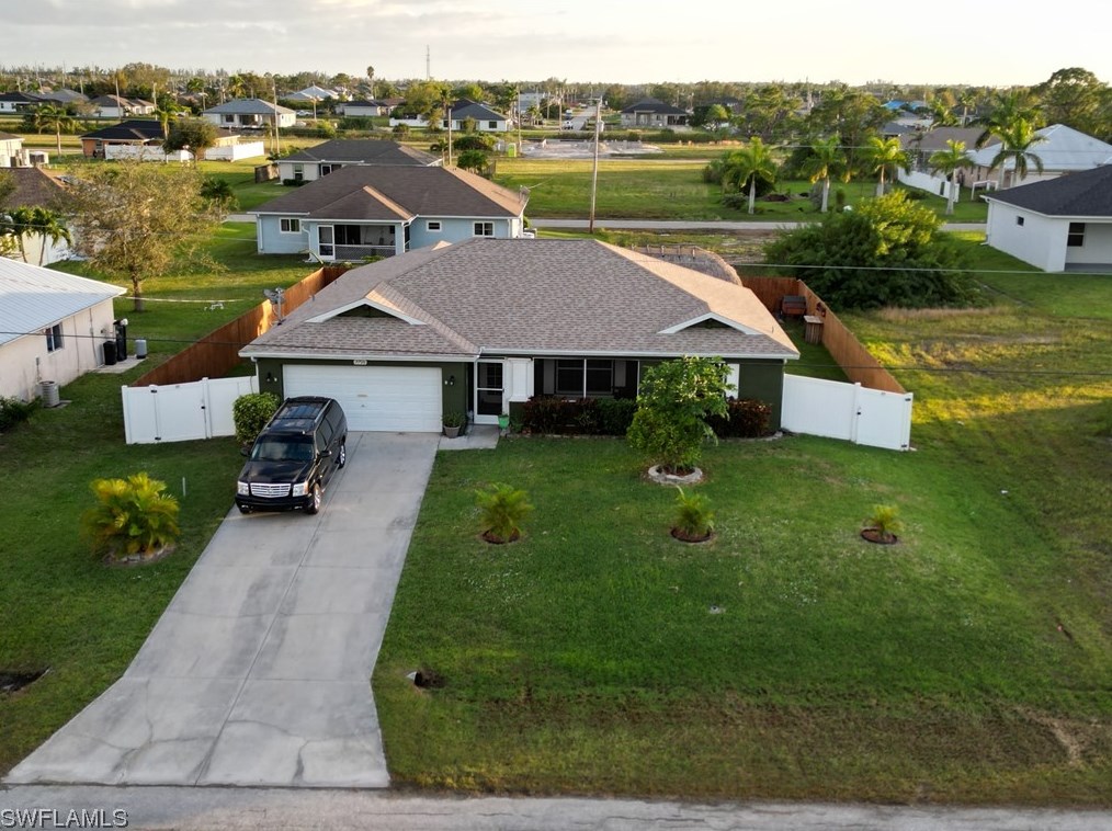 2700 7th Ter, Cape Coral FL  33993-6435 exterior