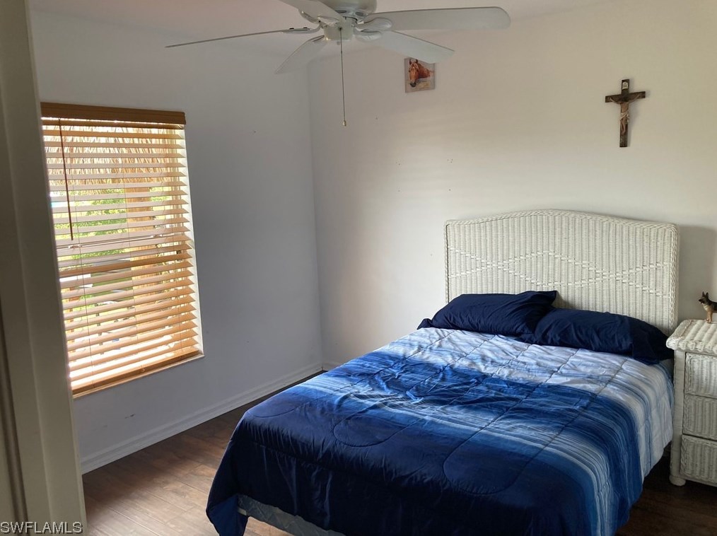 2700 7th Ter, Cape Coral FL  33993-6435 exterior