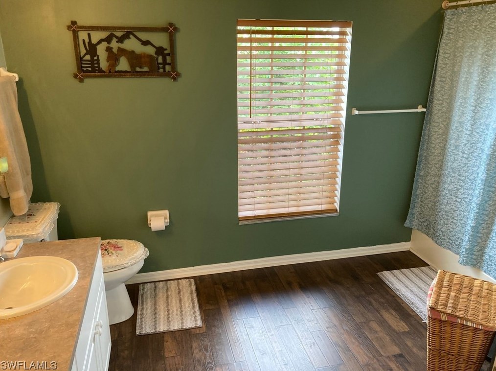 2700 7th Ter, Cape Coral FL  33993-6435 exterior